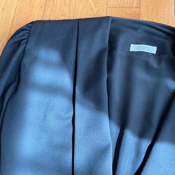Adaria Women’s Black Blazer with Shawl Collar Size XL. - Picture 7 of 7